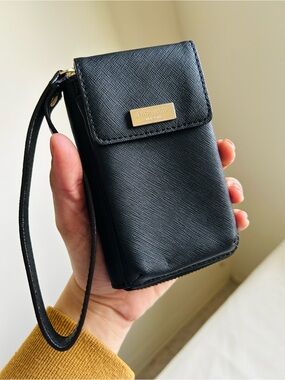 Kate Spade Leather Wristlet Wallet  - black kirstie newbury
